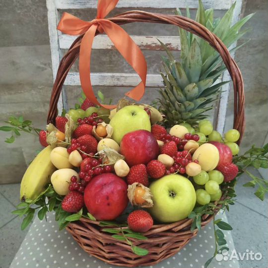 Корзины букеты и подарки с доставкой в любую точку