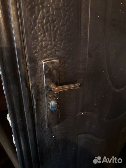 Металлическая дверь бу.вход