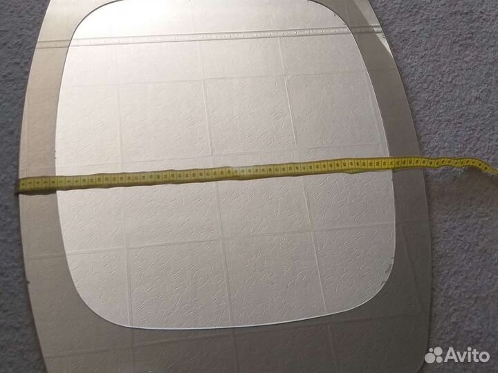 Зеркало,светильник,штанга для душа