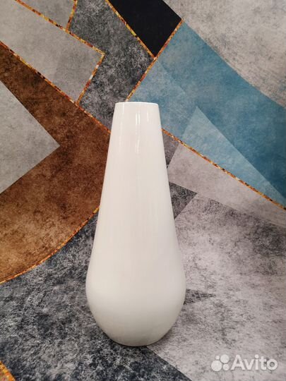 Большая напольная ваза