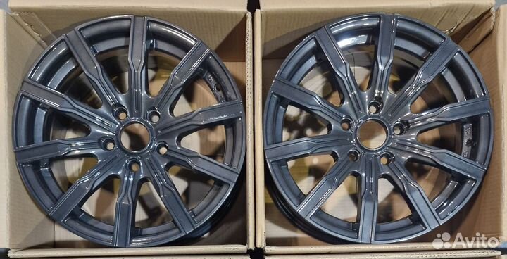 Литые диски на Audi A4 R16 5x112