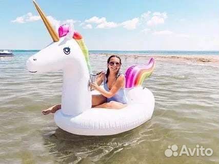 Надувной единорог