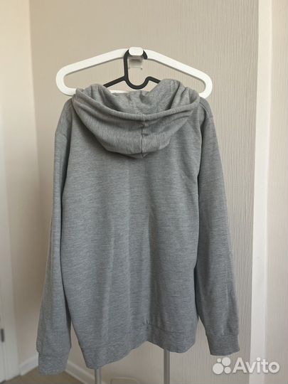 Толстовка на замке