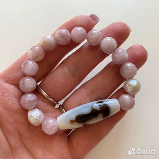 Браслеты с бусинами дзи из Тибета