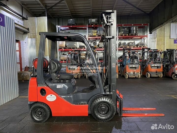 Вилочный погрузчик Toyota 32-8FG15, 2007