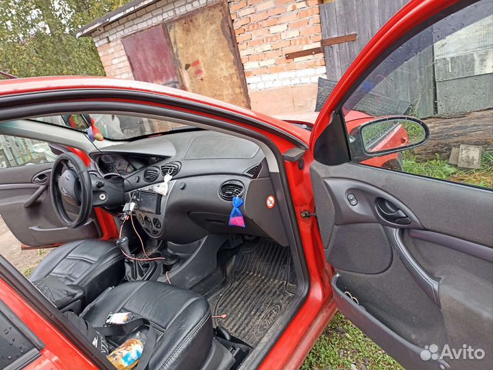 Ford Focus 1.8 МТ, 2004, 303 000 км