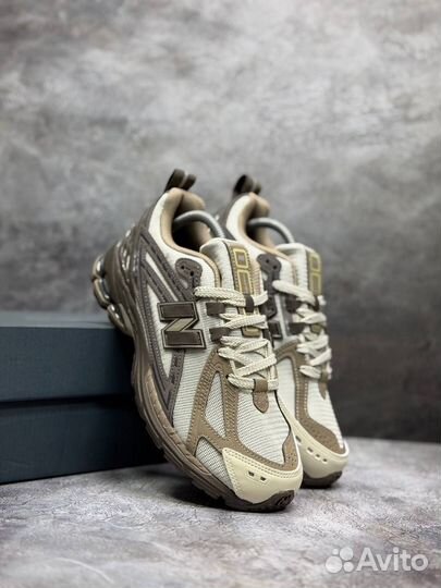 Кроссовки New Balance 1906r бежево-коричневый