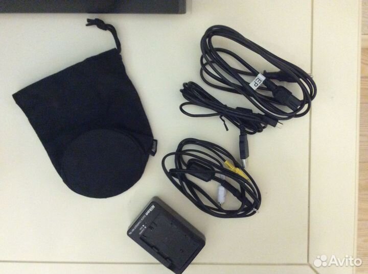 Nikon D90 kit 18 - 105 VR + фотосумка