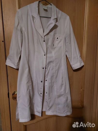 Медицинские халаты женские пакетом