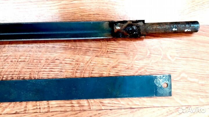 Запирающие тяги к дверному замку