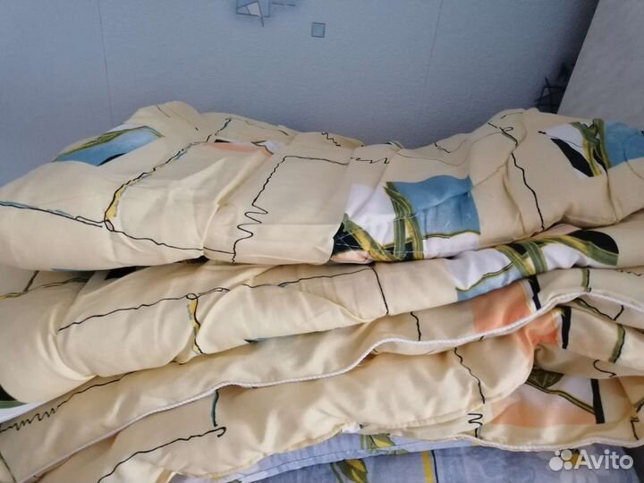 Одеяло и подушки б/у