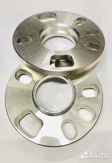 Колесные проставки 20мм цо 60.1