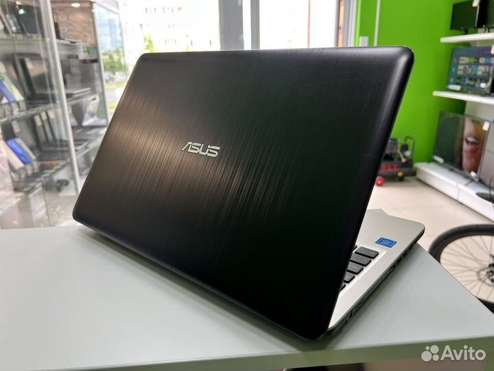 Ноутбук Asus 4/4/500