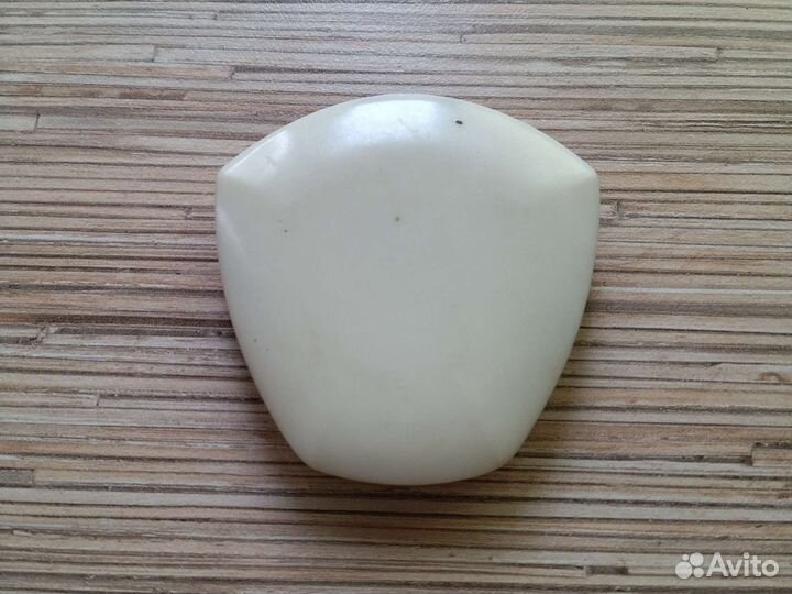 Пудреница с зеркалом