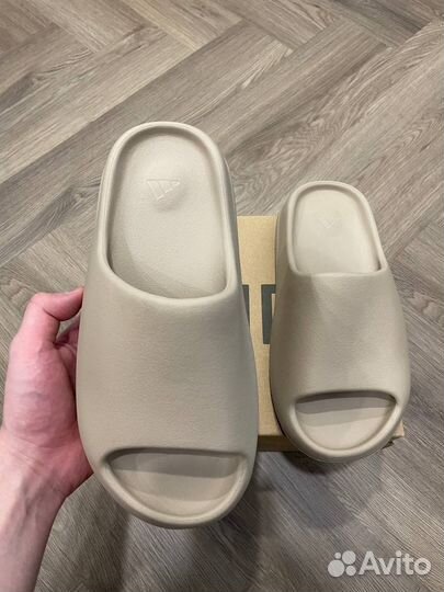 Adidas Yeezy Slide