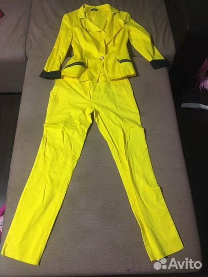 Костюм брючный