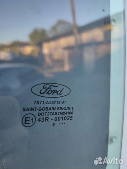Стекло двери задней правой mondeo 4