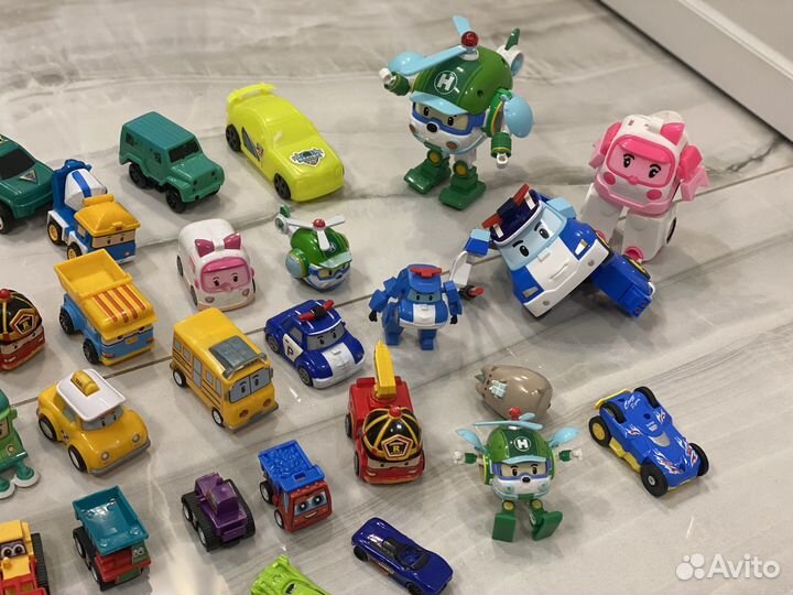 Игрушки машинки пакетом поли робокар