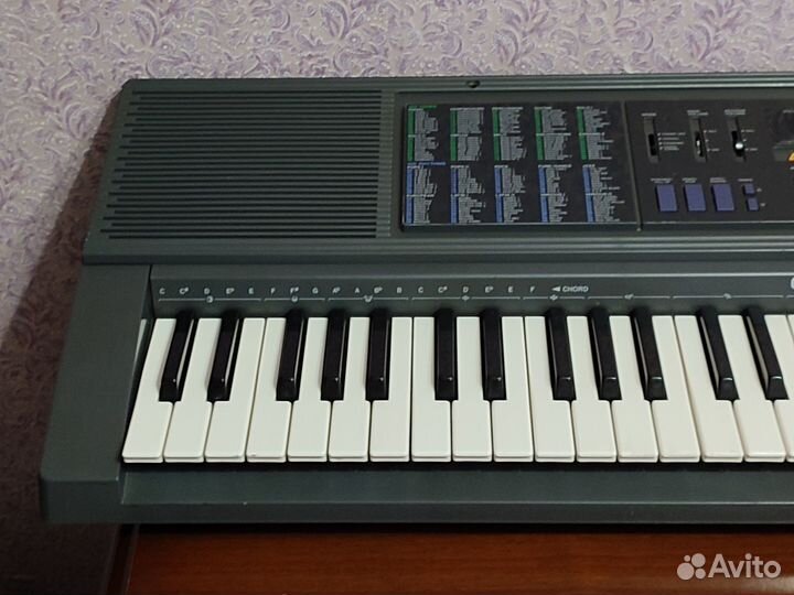 Синтезатор casio CTK - 550. В ремонт. На запчасти