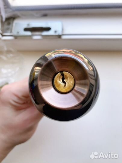 Ручка дверная межкомнатная