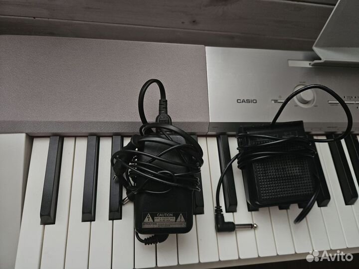 Casio privia px-150 WE белое