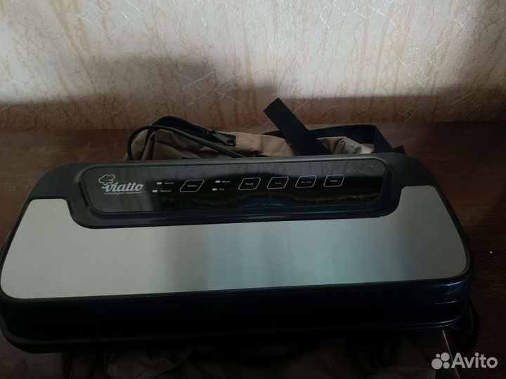 Вакуумный упаковщик Viatto vavs999LUX