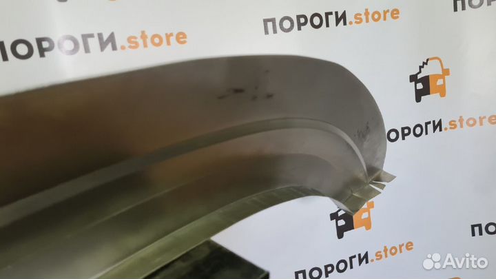 Кузовная арка левого крыла Nissan Patrol y61