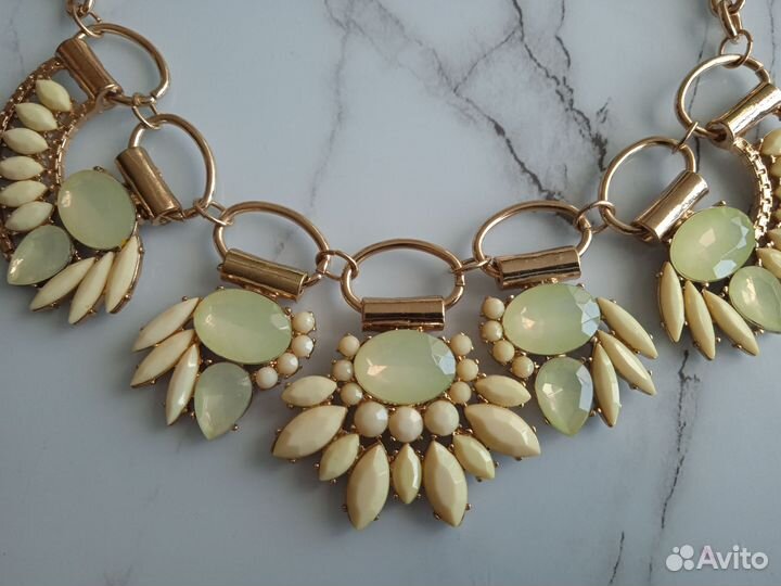 Бусы колье ожерелье