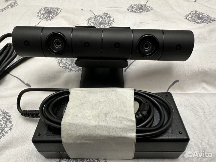 Playstation 4 VR + камера + 2 Motion Controller