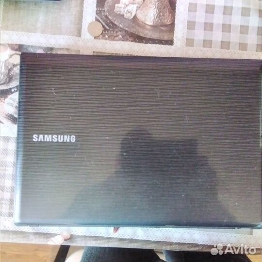 Ноутбук самсунг