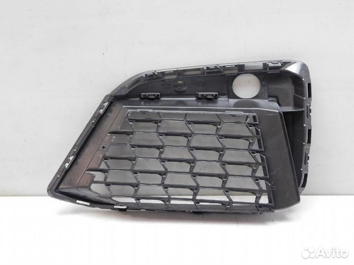 Решетка в бампер правая BMW 5-Series/M5