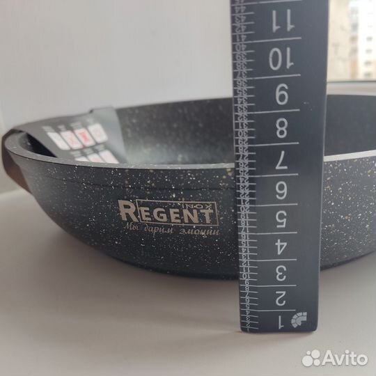 Новая сковорода Regent Inox 26 см с крышкой