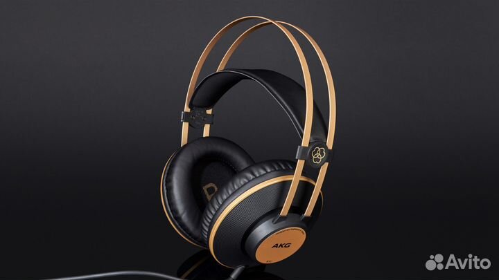 AKG K 92