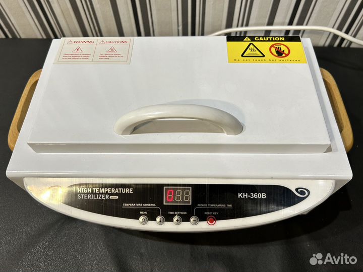 Сухожаровой шкаф для стерилизации инструментов