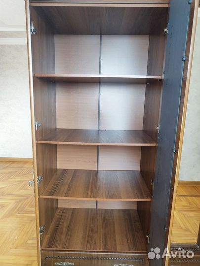 Спальный гарнитур бу