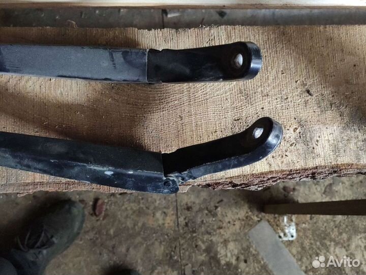 Держатели щеток стеклоомывателя Peugeot 407