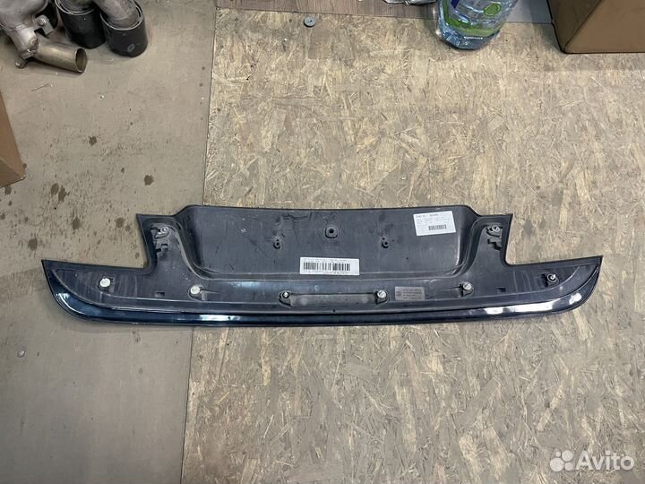 Накладка на крышку багажника BMW F01 F02