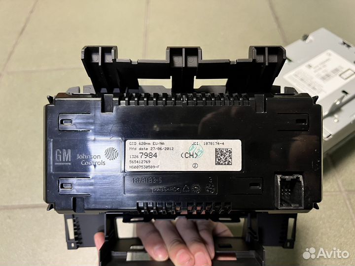 Штатное головное устройство Opel Astra J CD 400