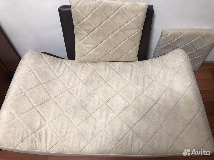 Диванчик для животных