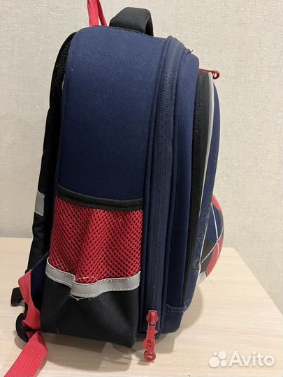 Рюкзак школьный для мальчика grizzly