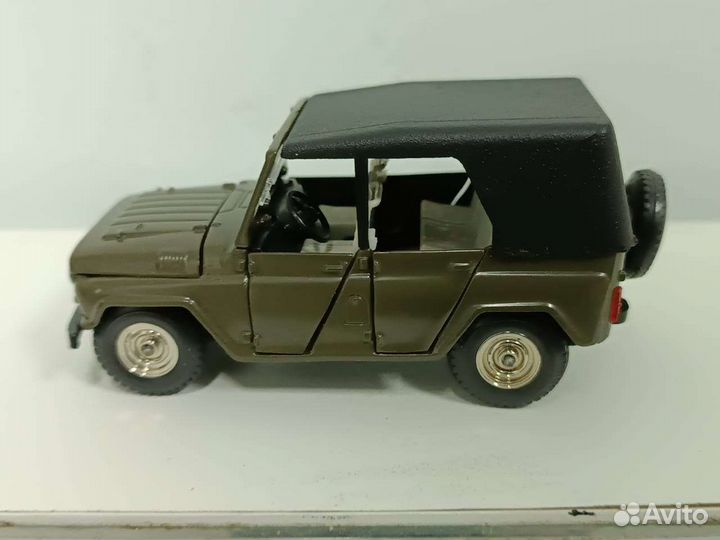 Модель УАЗ 1:43 СССР