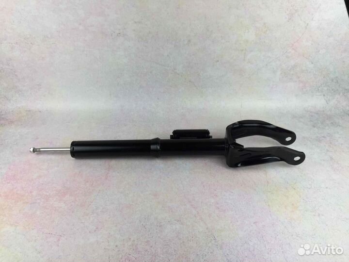 Амортизатор передний левый Mercedes ML W166