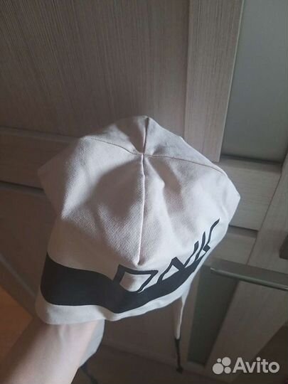 Шапка шлем новая DNK
