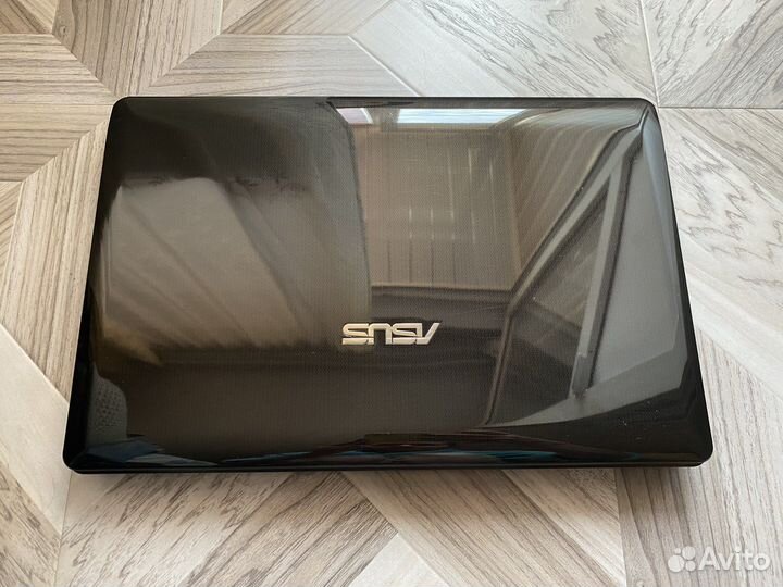 Ноутбук asus X52D