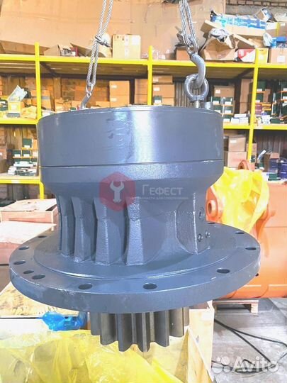 Поворотный редуктор Kobelco SK250-6E