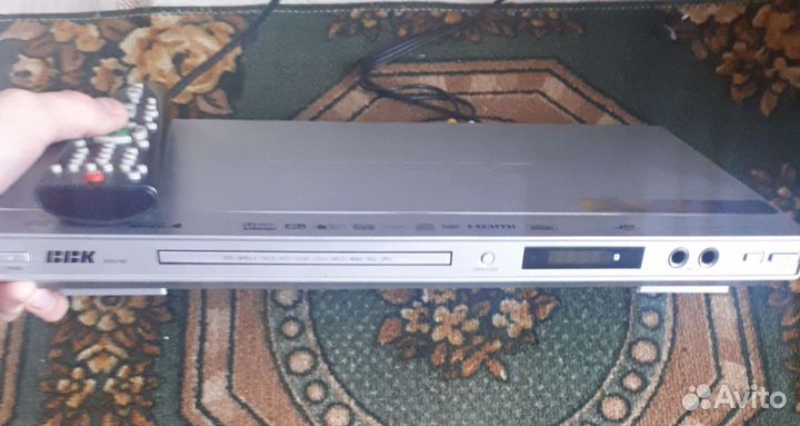 DVD плеер BBK DV917HD