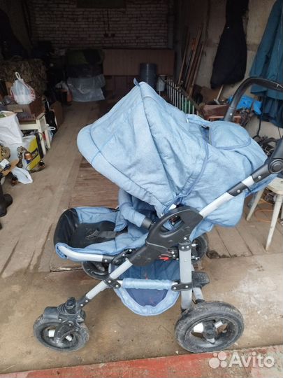 Прогулочная коляска бу в очень хорошем состоянии