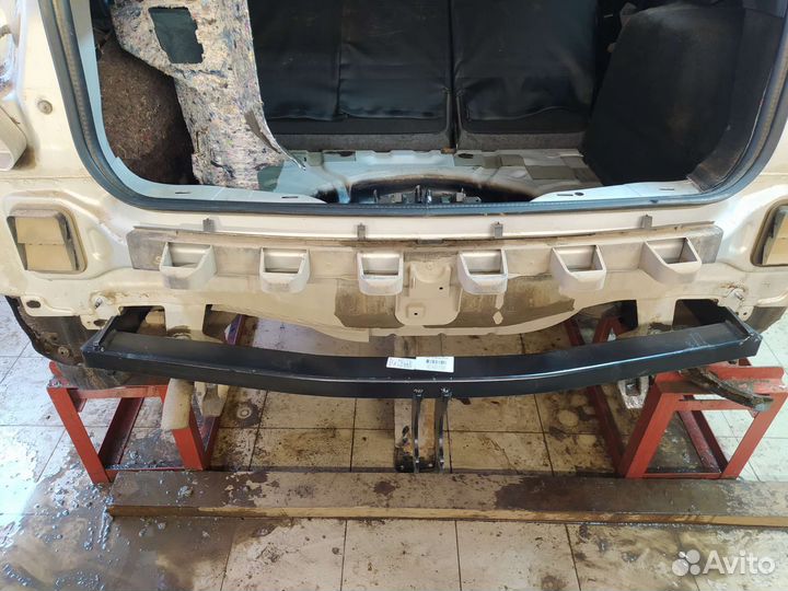 Фаркоп для Ford Focus 3 Форд Фокус 3 хэтчбек