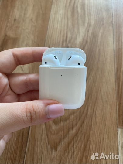 Наушники Apple AirPods 2