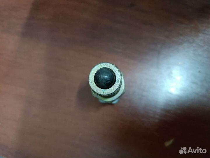 Фиксатор ямз 336.1702080